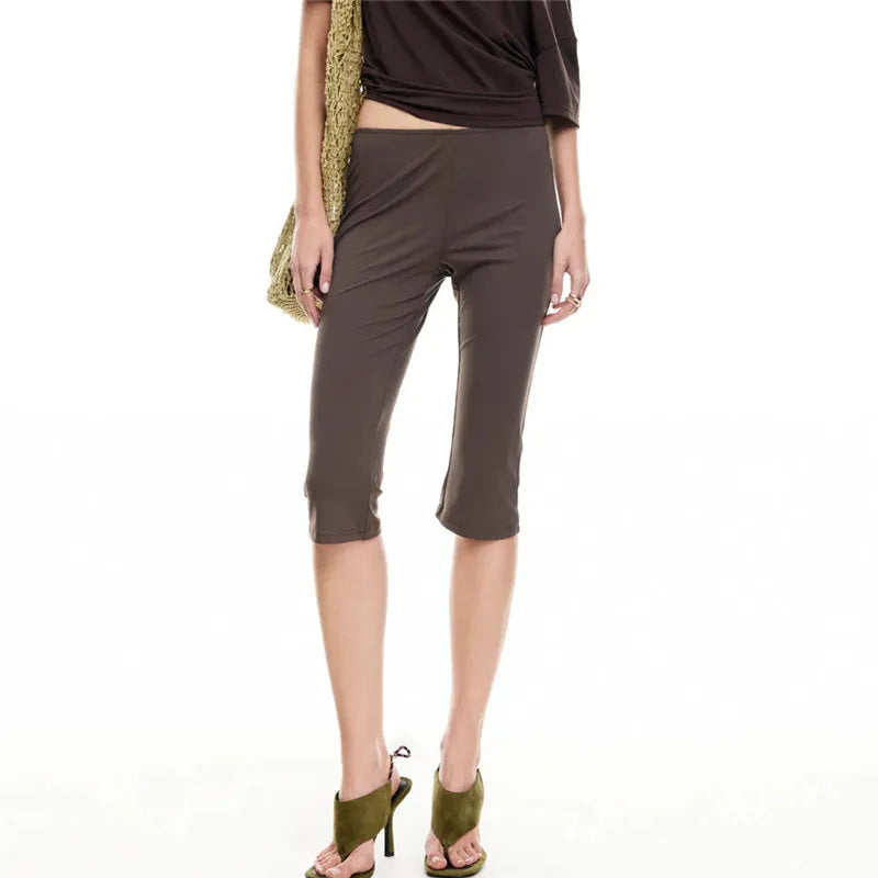 Women's dark brown pants with polka dot dots, perfect for casual outings