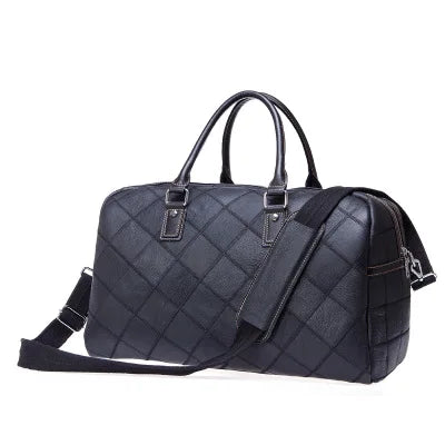 Black quilted weekend bag, durable leather for stylish travel